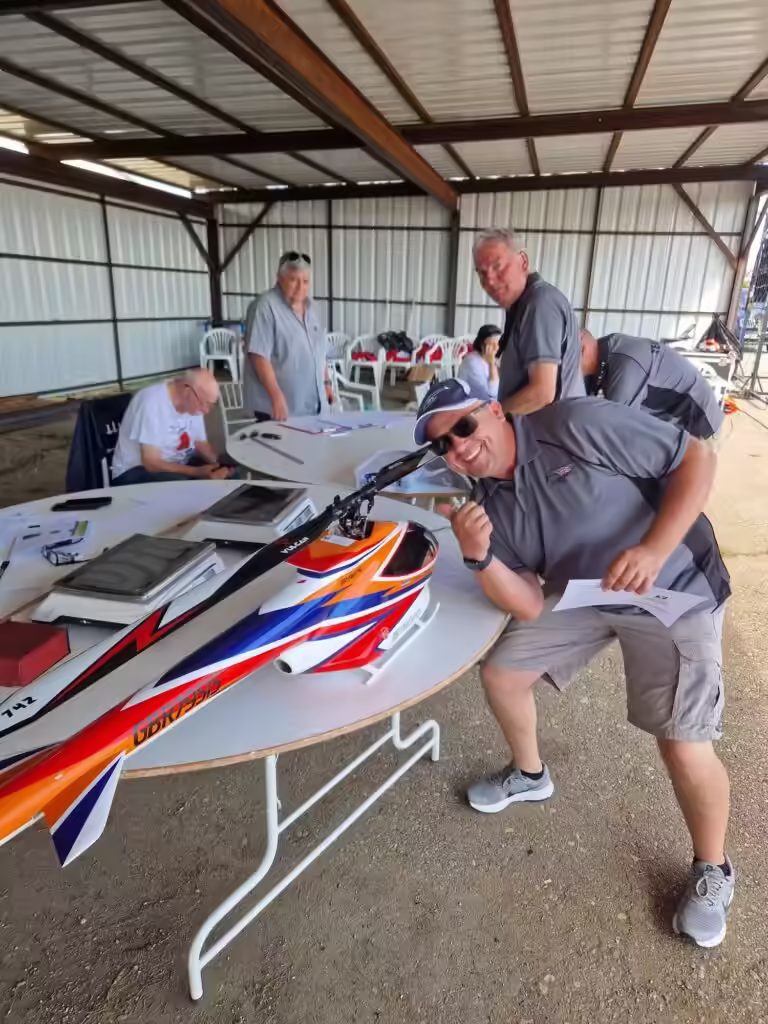 Pitești, capitala acrobațiilor cu elicoptere!