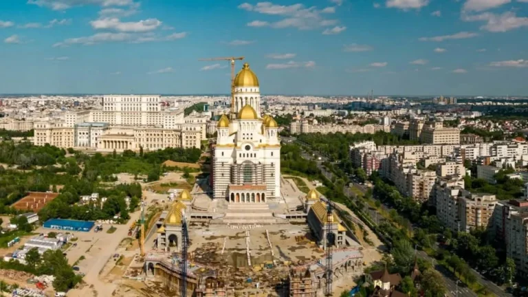 S-A DECIS: Nu se mai poate intra în Catedrala Mântuirii Neamului — află DE CÂND, anunțul oficial al Patriarhiei!