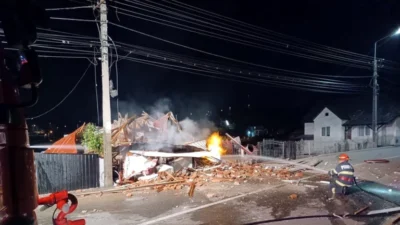 Explozie devastatoare! Un bărbat a murit sub dărâmături