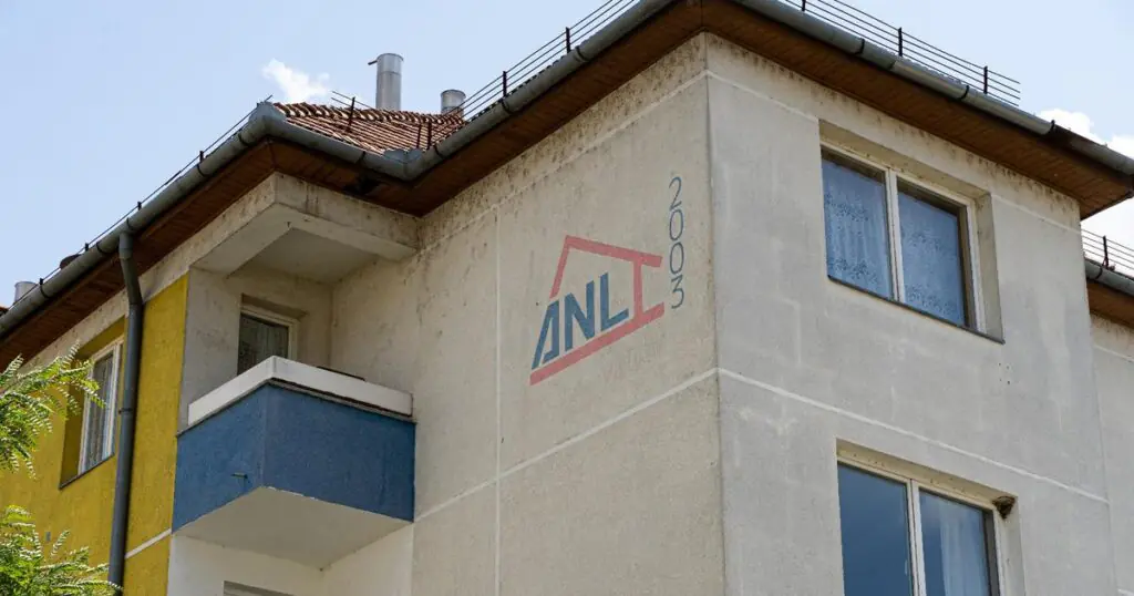 Veste uriașă pentru tinerii care vor casă! Se dau locuințe ANL. Ce trebuie să faci obligatoriu până la finalul anului
