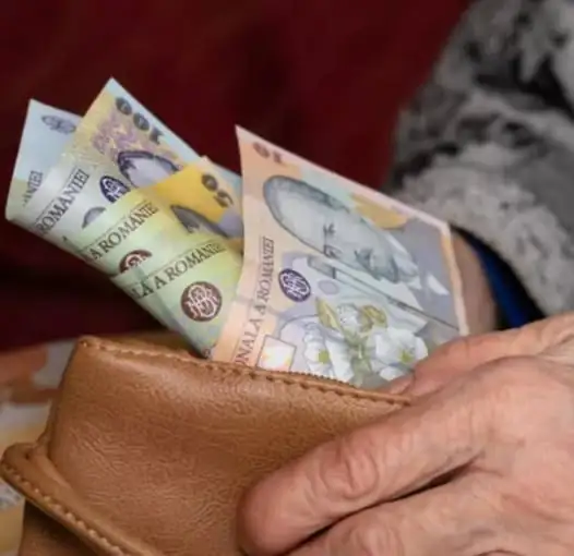 Anunț pentru 2,3 milioane de români: Pensiile vor ajunge mai târziu în noiembrie. S-a aflat de ce