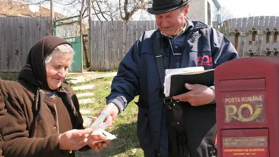 Bani în plus la pensie înainte de Crăciun! Cine sunt cei 2,7 milioane de români care primesc 400 de lei de la stat