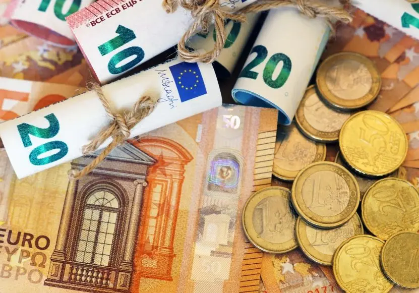 Anunț important pentru românii care merg în Bulgaria! Ce se întâmplă cu banii de la 1 ianuarie, e oficial