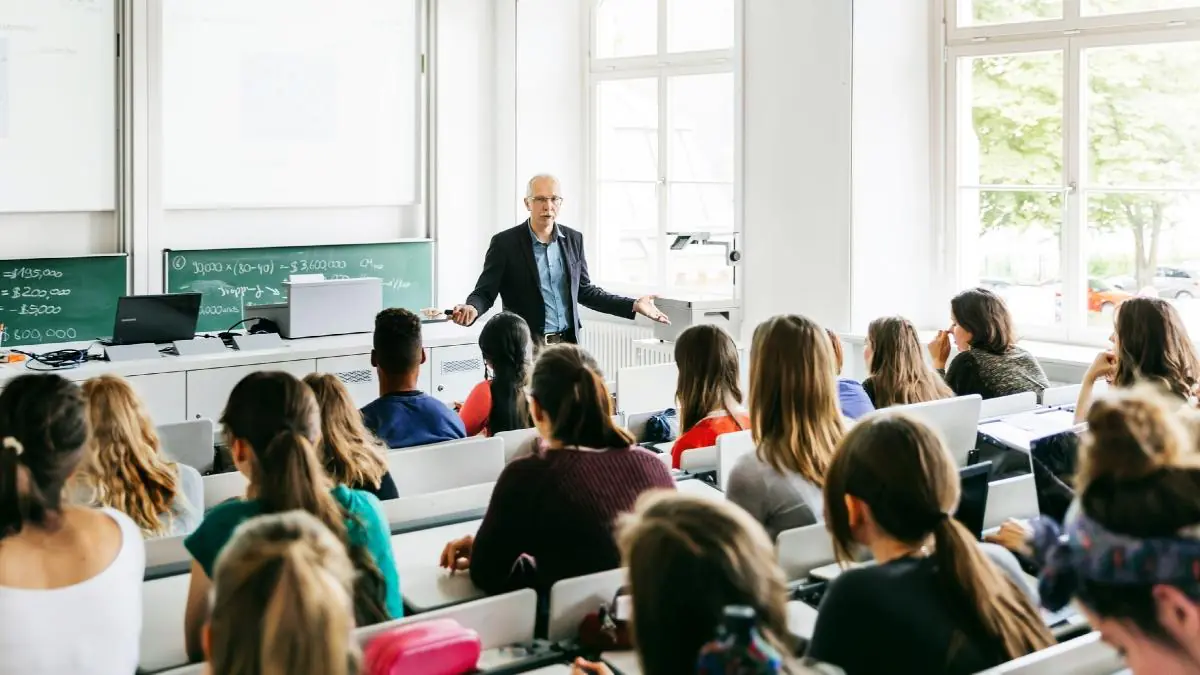 Veste uriașă pentru studenți! Se dau bani mulți de la stat, suma este colosală. Anunțul a venit chiar acum