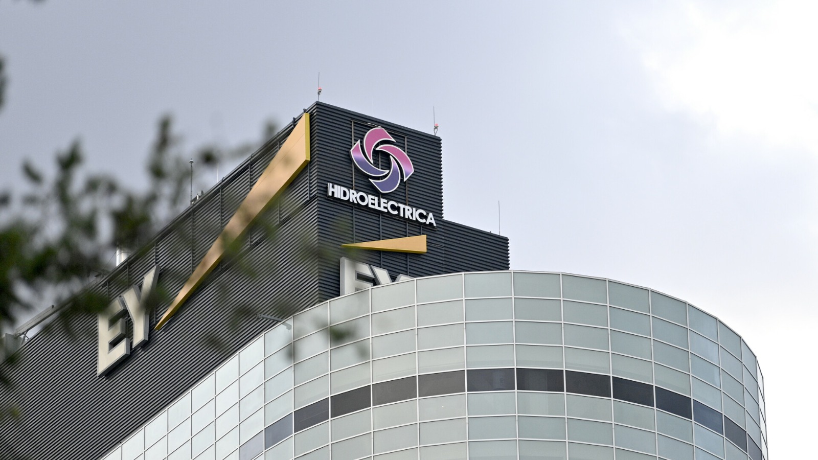 E oficial! Ce se întâmplă cu facturile milioanelor de clienți Hidroelectrica din ianuarie 2026. S-a aflat noul preț!