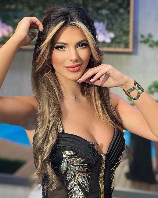 MIHAELA HOMA a născut, iar numele ales pentru băiețelul ei este…