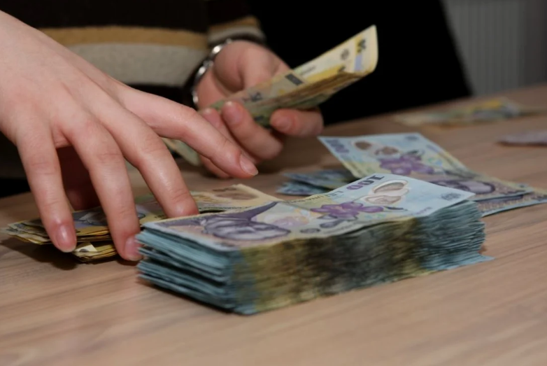 SCHIMBARE MAJORĂ pentru pensionari: din 2027 nu se mai plătește contribuția de…