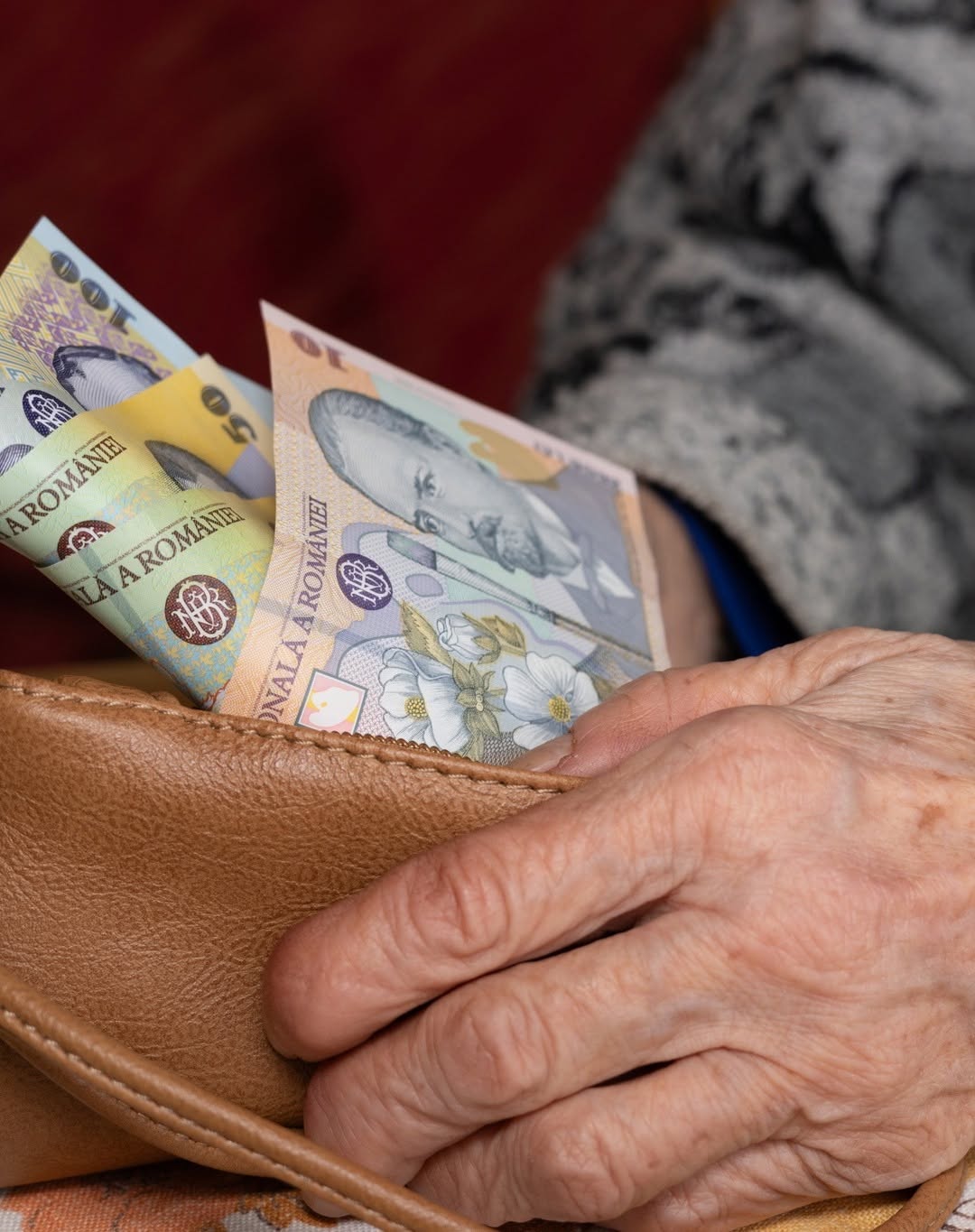 MODIFICĂRI la plata pensiilor și alocațiilor în iunie, iată noile date…