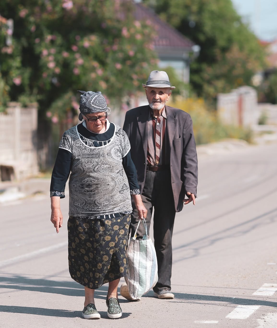 Pensionarii primesc BANI în plus în decembrie, află dacă te numeri printre…
