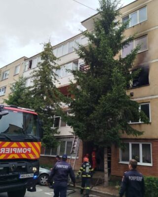 Momente de groază într-un bloc după ce apartamentul a EXPLODAT din cauza…