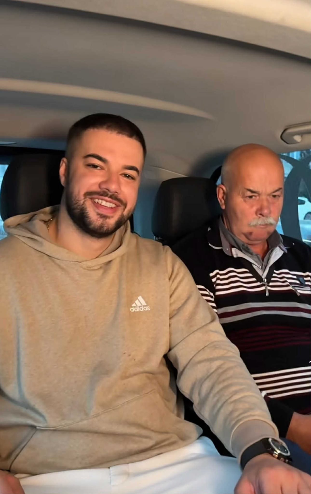 VIOLENȚE la protestul fermierilor! 24 de răniți. Tatăl lui Culiță Sterp, în mulțime